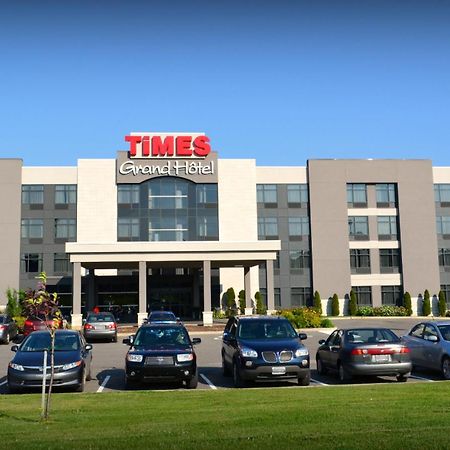 Grand Times Hotel - Aeroport De Quebec ภายนอก รูปภาพ