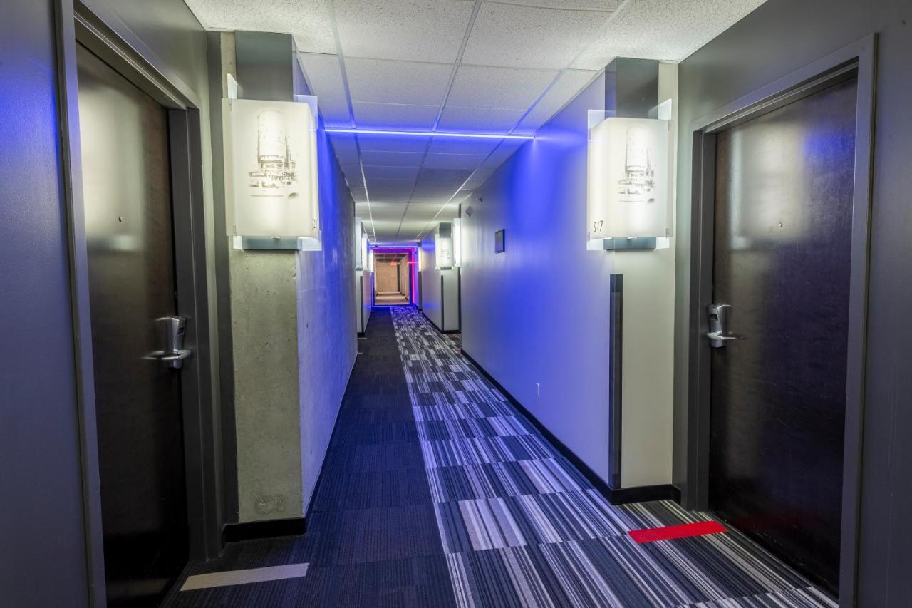 Grand Times Hotel - Aeroport De Quebec ภายนอก รูปภาพ
