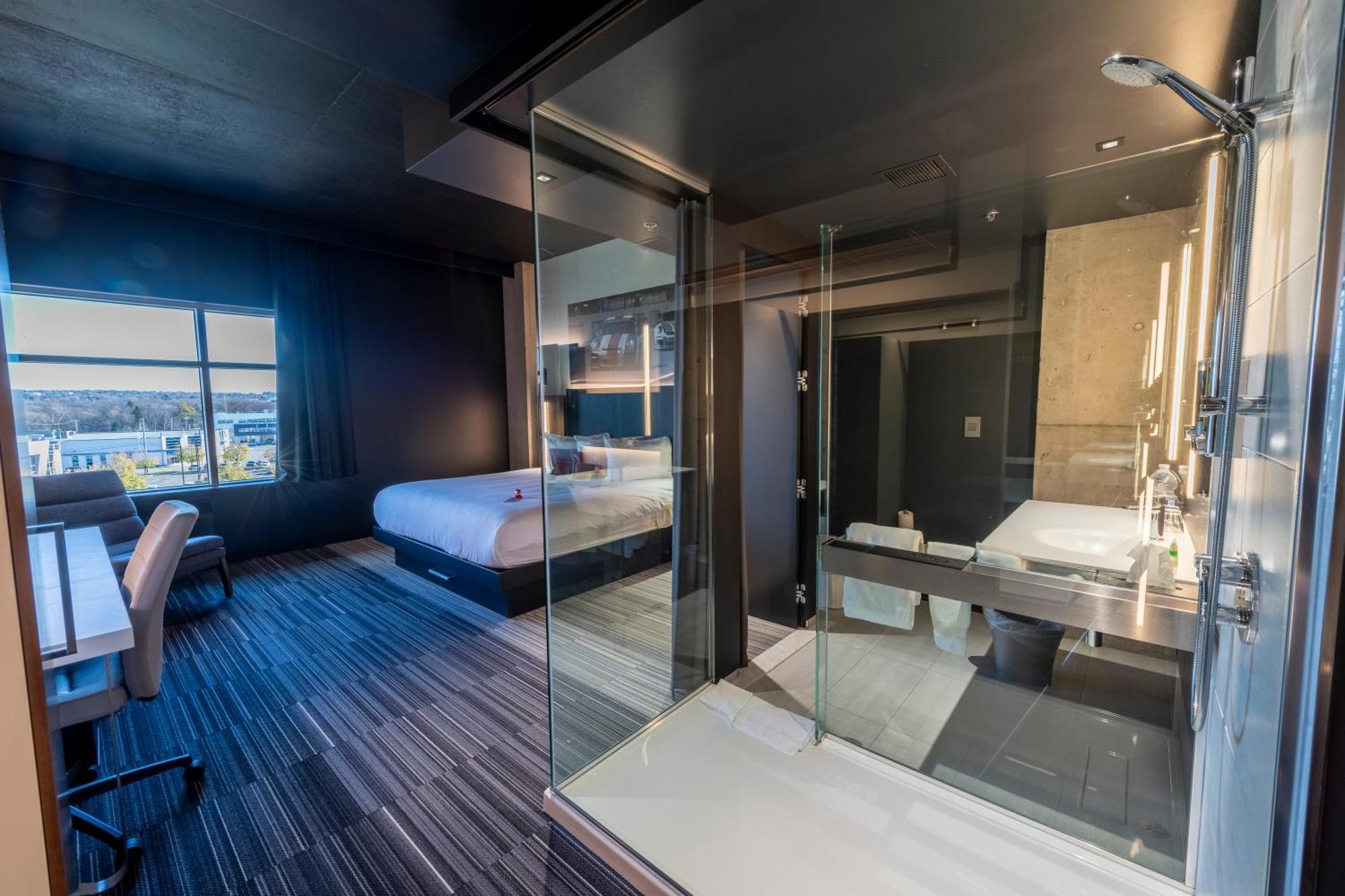 Grand Times Hotel - Aeroport De Quebec ภายนอก รูปภาพ